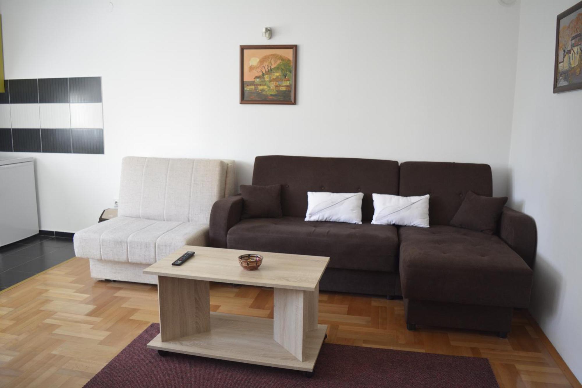 Apartman Pirot Ngoại thất bức ảnh